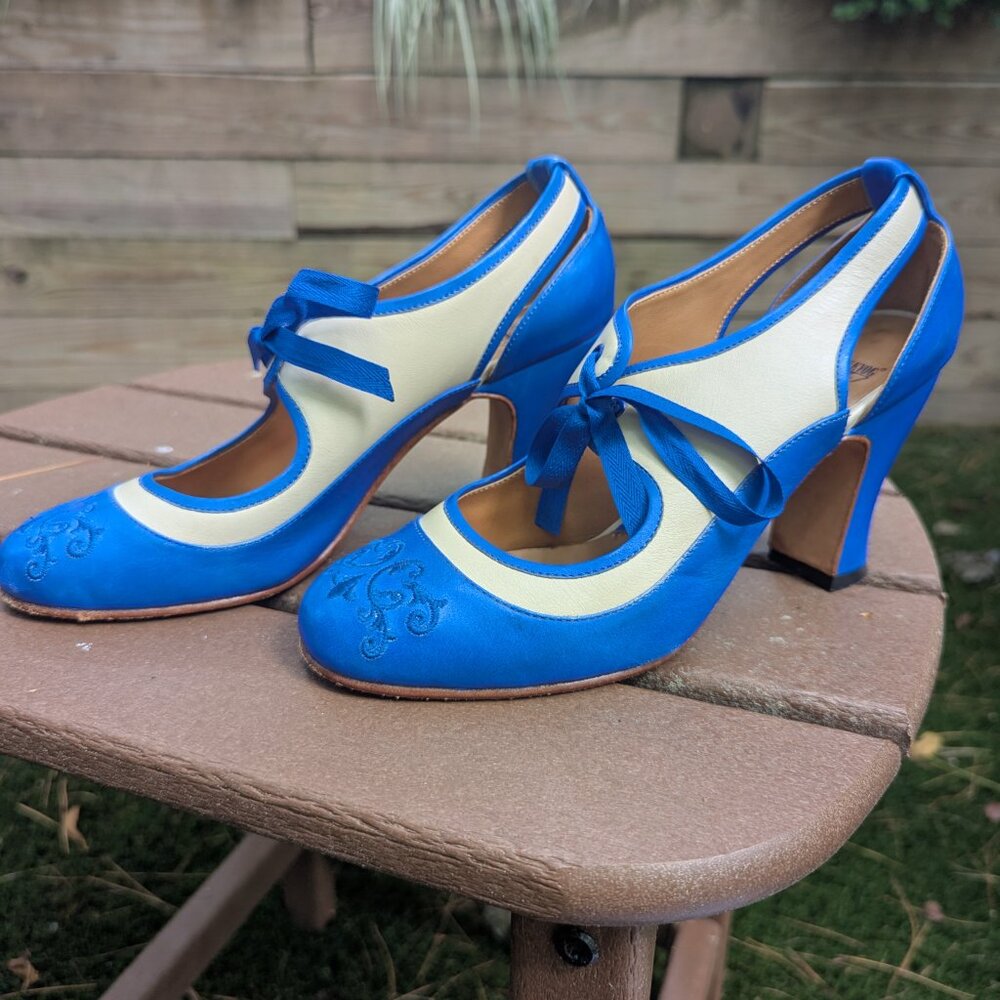 Fluevog Miracles Revelation in Blue & Cream 8.5